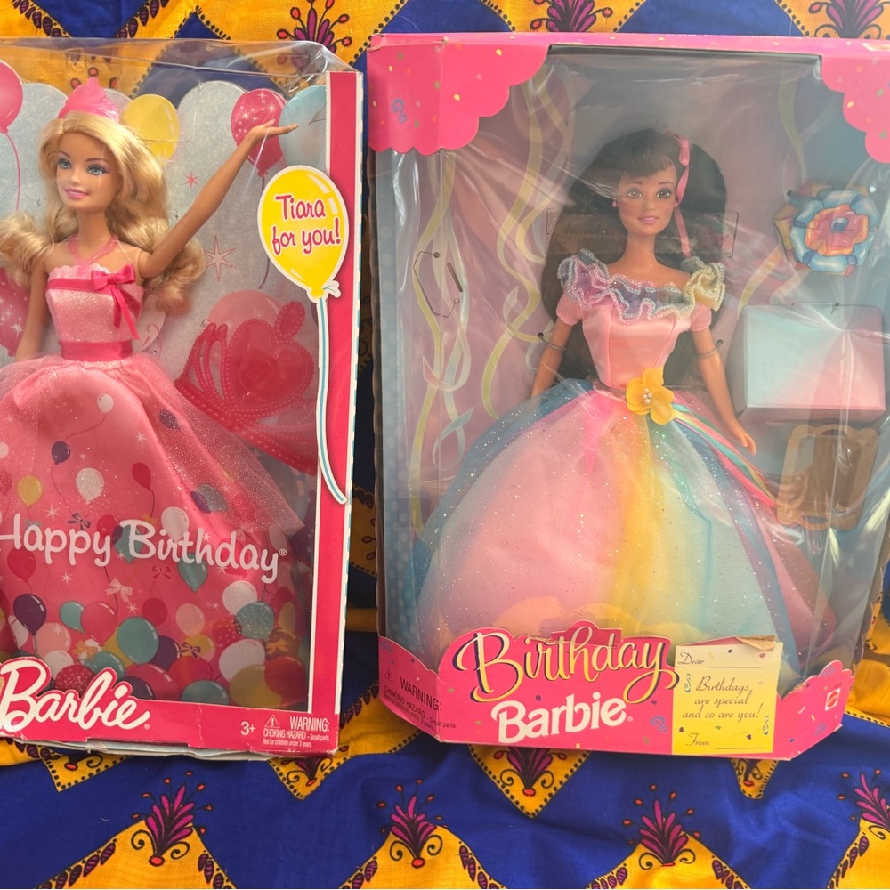 LOT OF 2 VINTAGE Y2K HAPPY BIRTHDAY CELEBRATION BARBIE DOLLS